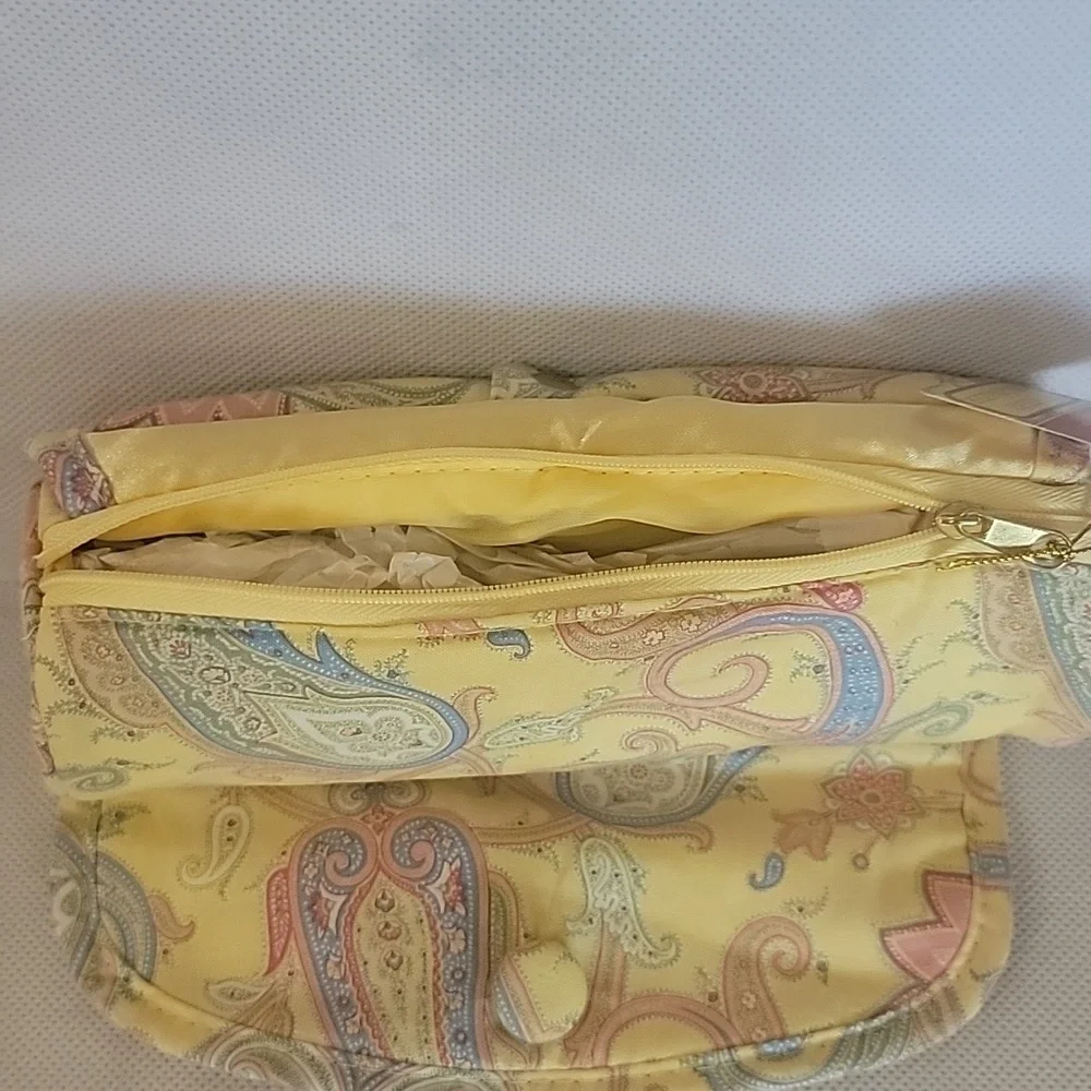 NWT - RAYMOND WAITES JEWELRY ORGANIZER‎